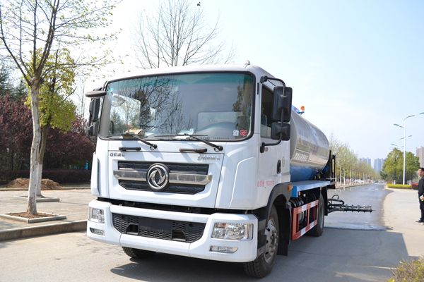 教您看儀表盤(pán)處理環(huán)衛(wèi)垃圾車的小問(wèn)題